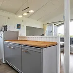 펜션 4 Star Holiday Home In Lokken