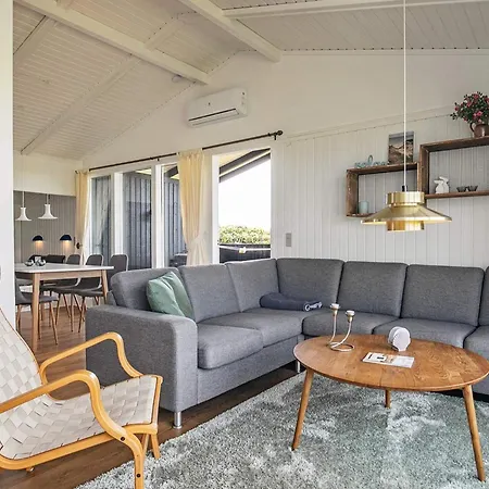 Seaside Serenity At Nr Lyngby-by Traum Feriehus Løkken